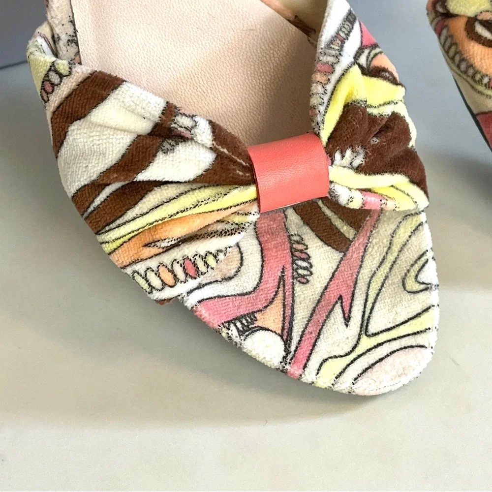 Sz. 7.5 Emilio Pucci Terry Shoes - Picture 14 of 17